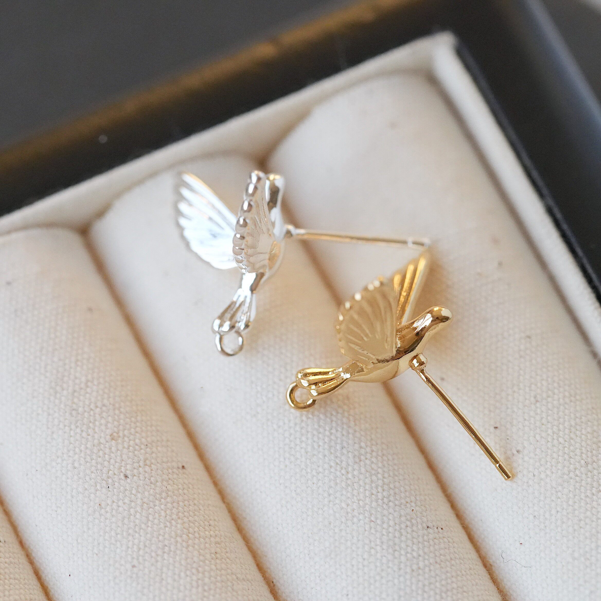 2Pair Brass Gold Plated Light  - огляд і ціна Jewelry Making Light