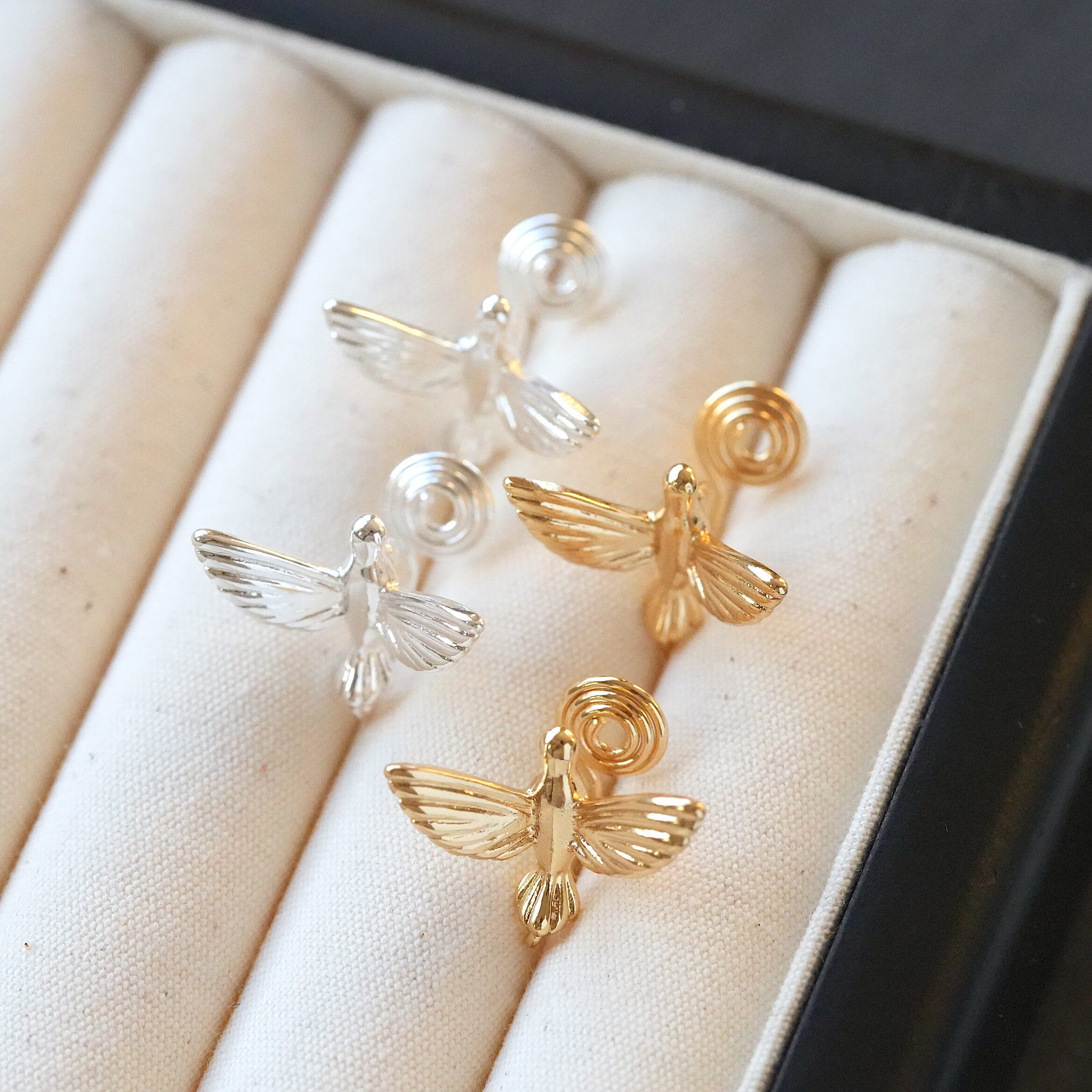 2Pair Brass Gold Plated Light  - огляд і ціна Jewelry Making Light